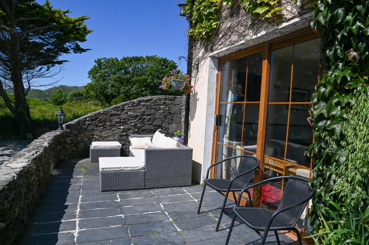The Olde Forge B & B Caherdaniel Dış mekan fotoğraf